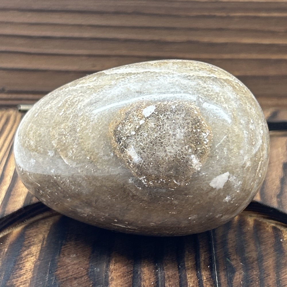 Natural Banded Onyx Stone Egg Polished Decorative Display Paperweight